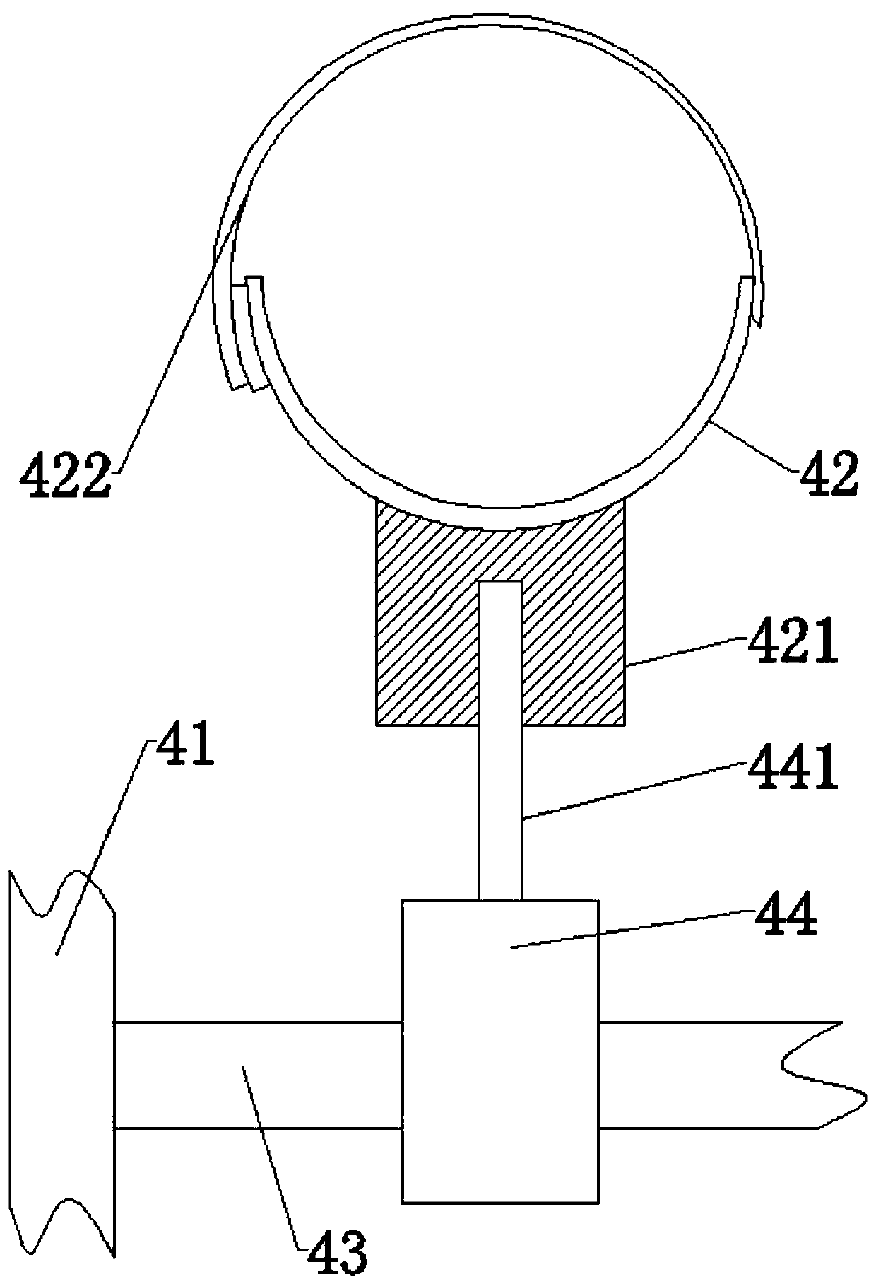 Bedpan facilitating leg angle adjustment for bedridden patients