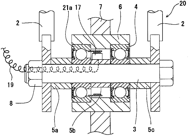 Wheel support structure for two-wheeled vehicle