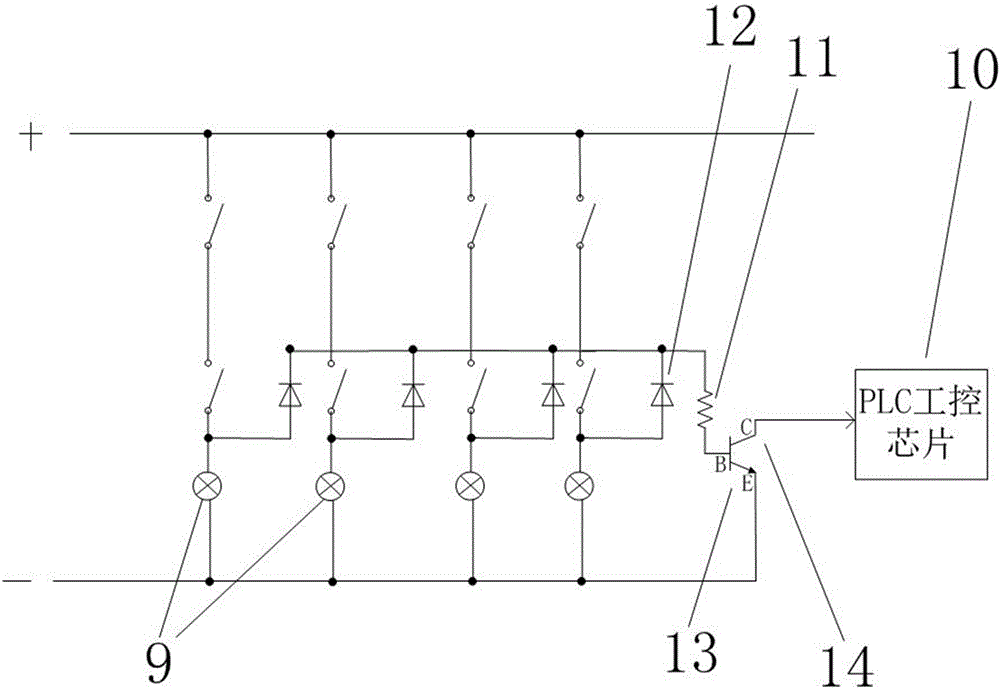 Intelligent alarm triggering device for roller warp yarn breakage