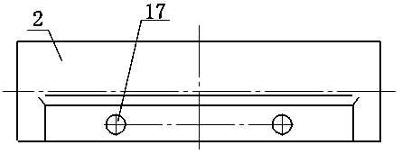 A pass-through double-toothed roller crusher with side tooth plate installation and adjustment device and its adjustment method