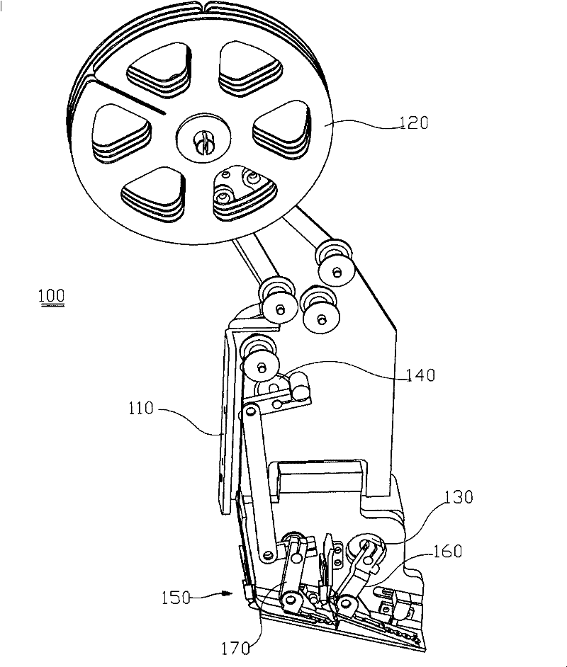 Bright clip feed device in embroidery machine