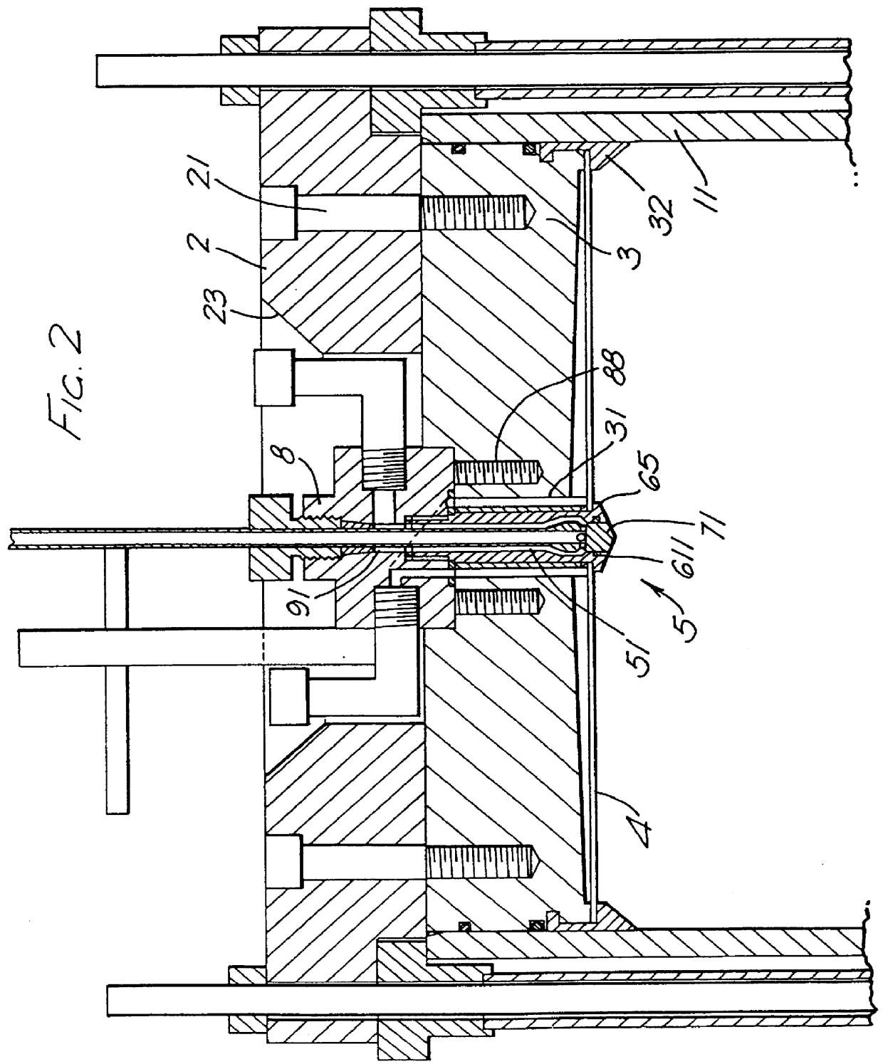 Access valve devices, their use in separation apparatus, and corresponding methods