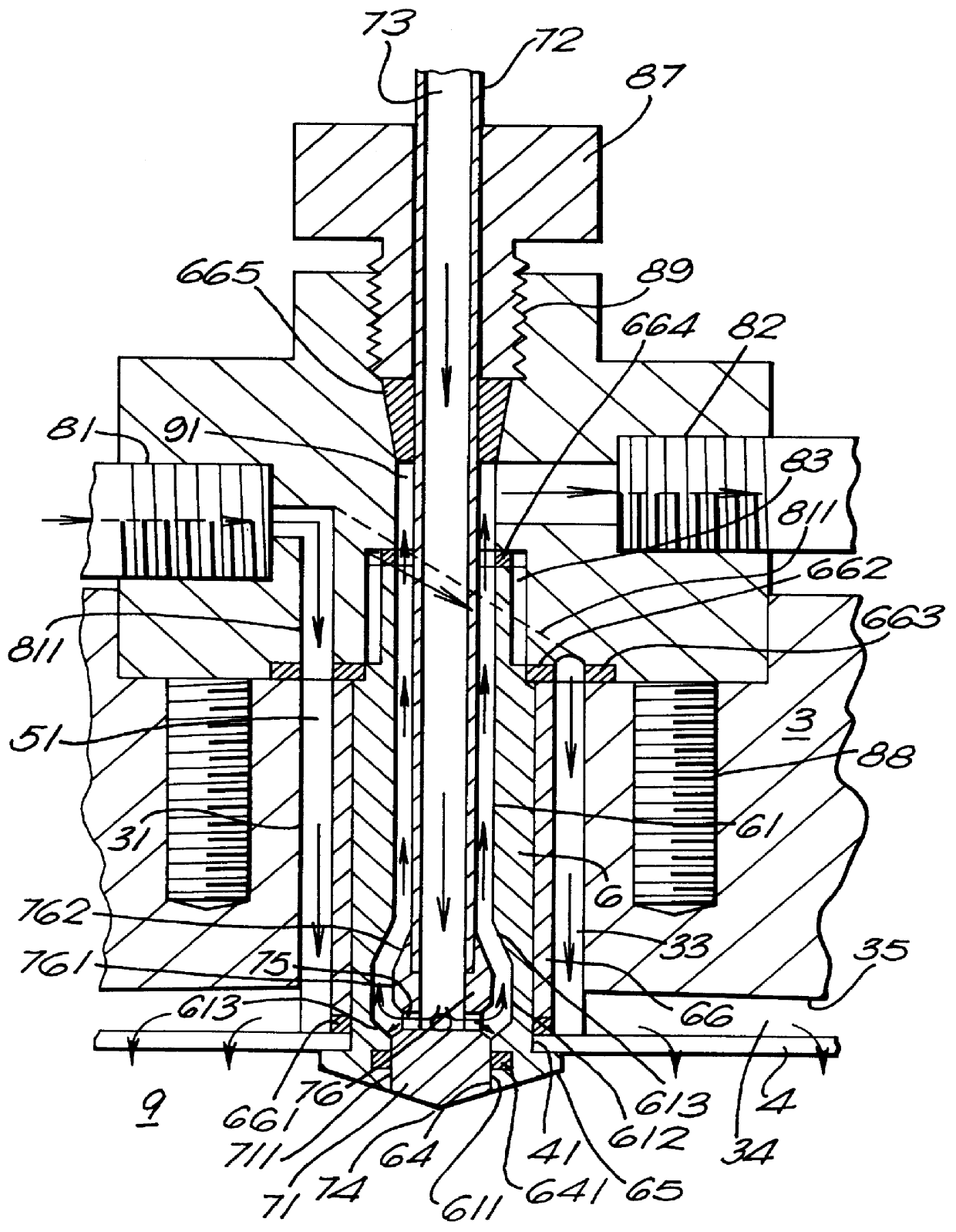 Access valve devices, their use in separation apparatus, and corresponding methods