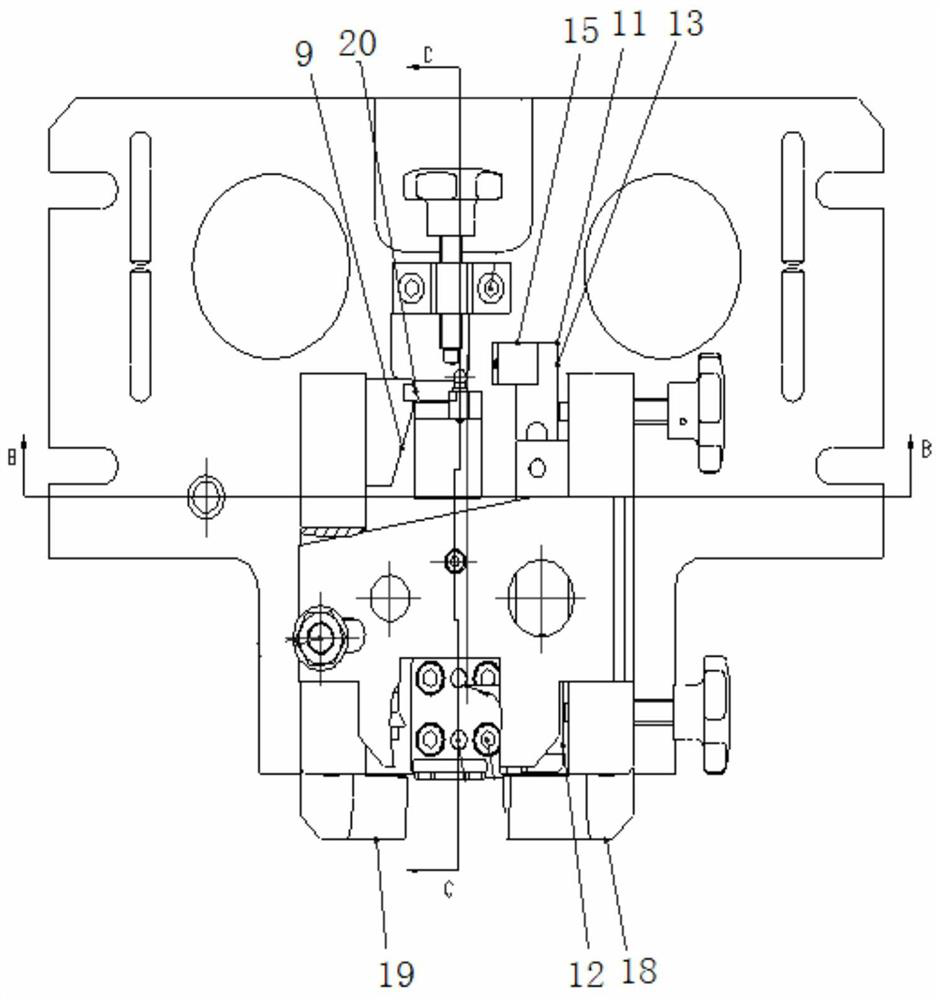 Fixture mechanism for creep feed grinding of tenon teeth of turbine blade