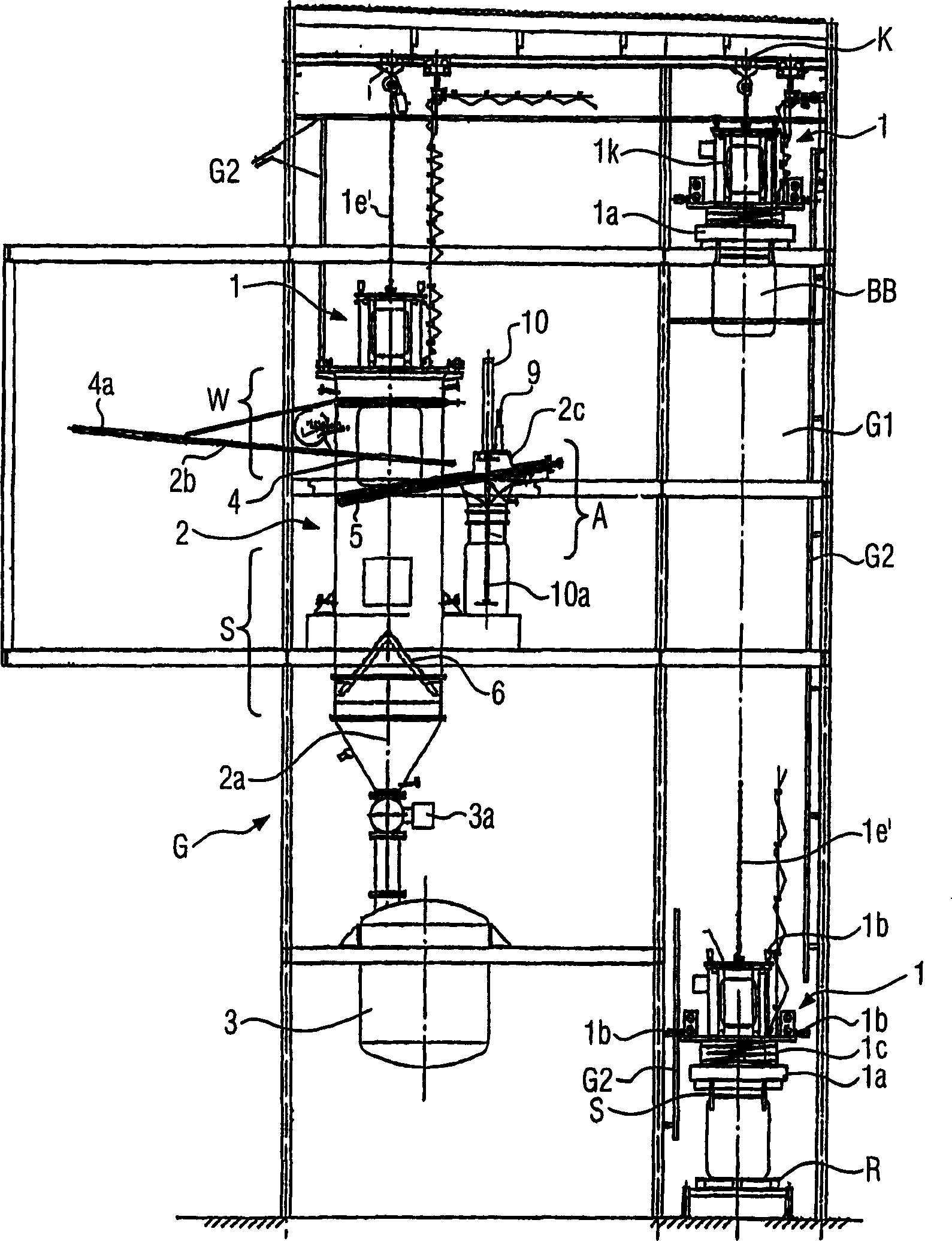 Method and arrangement for emptying big bags