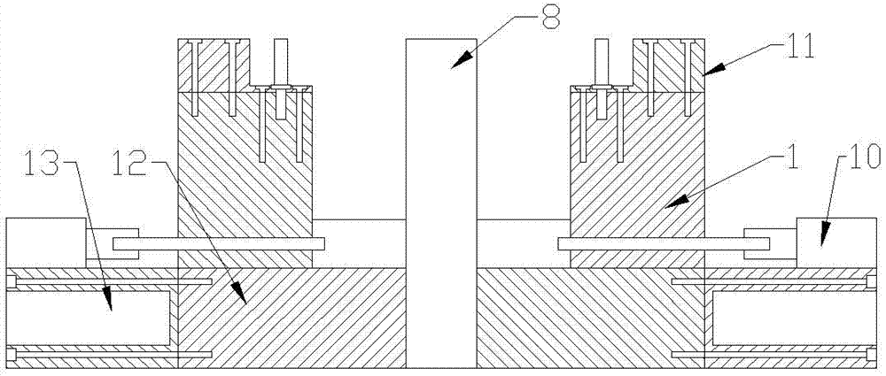 Clamp for assembling bearing roller