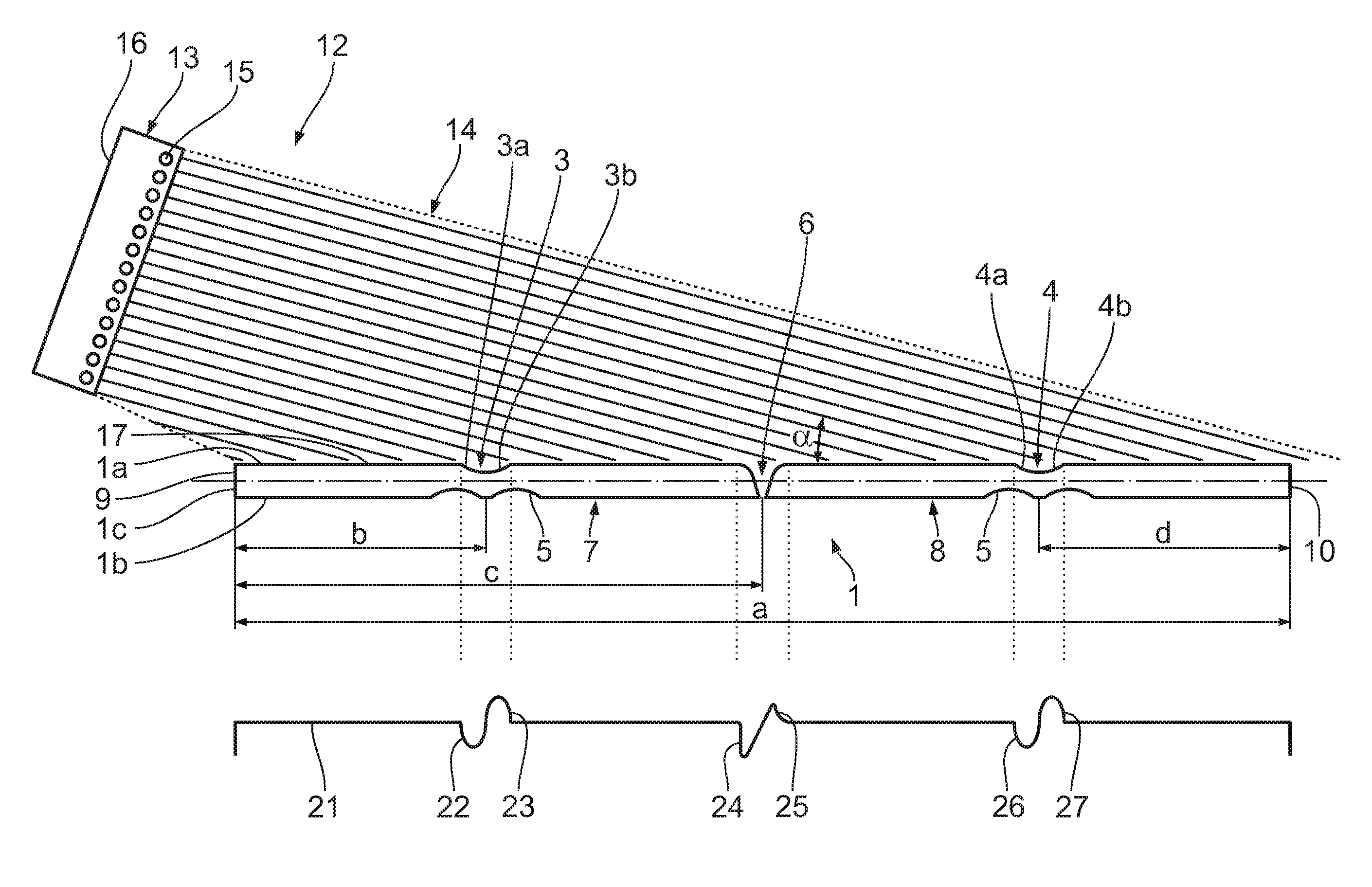 Apparatus for detection of the accuracy of format of a web of corrugated cardboard