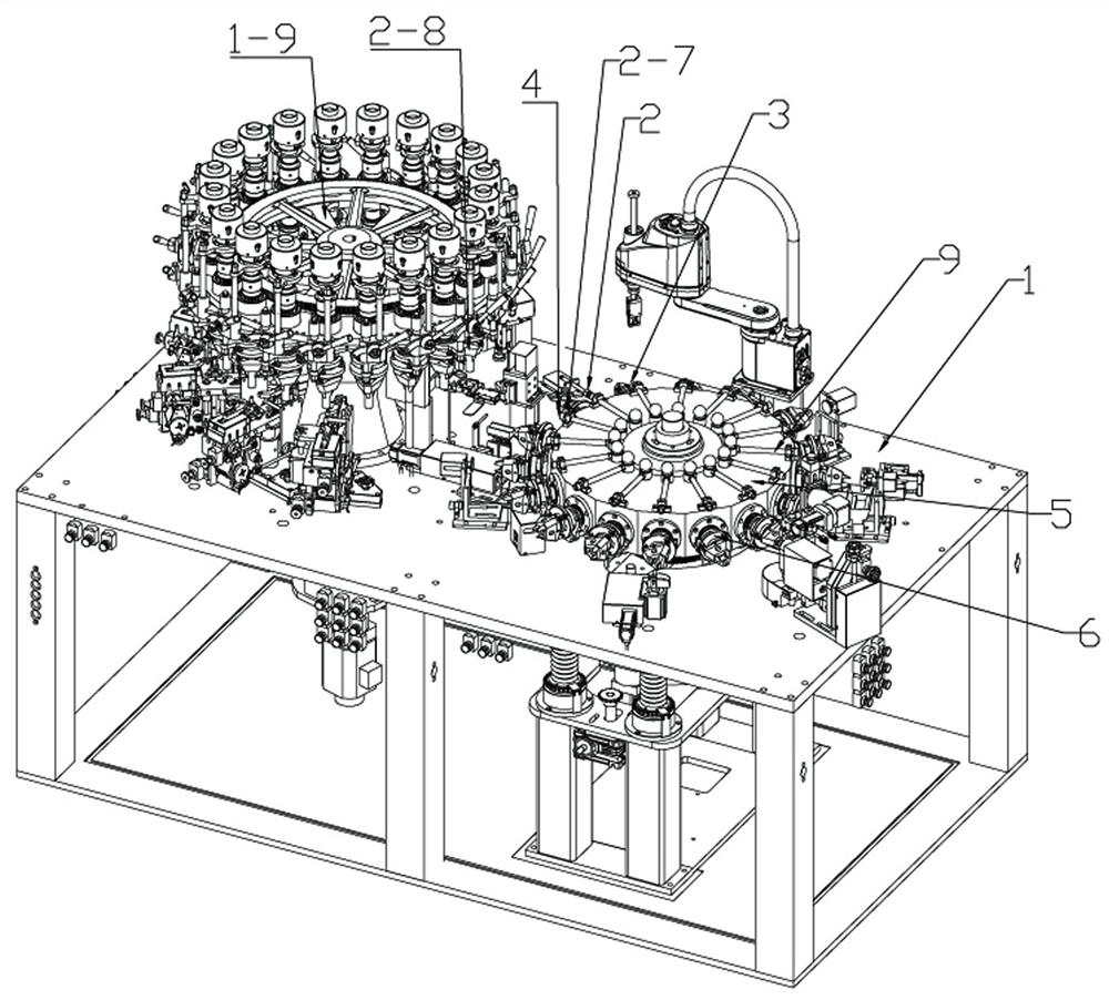 Pre-filling and pre-sealing bottle making machine and bottle making method thereof