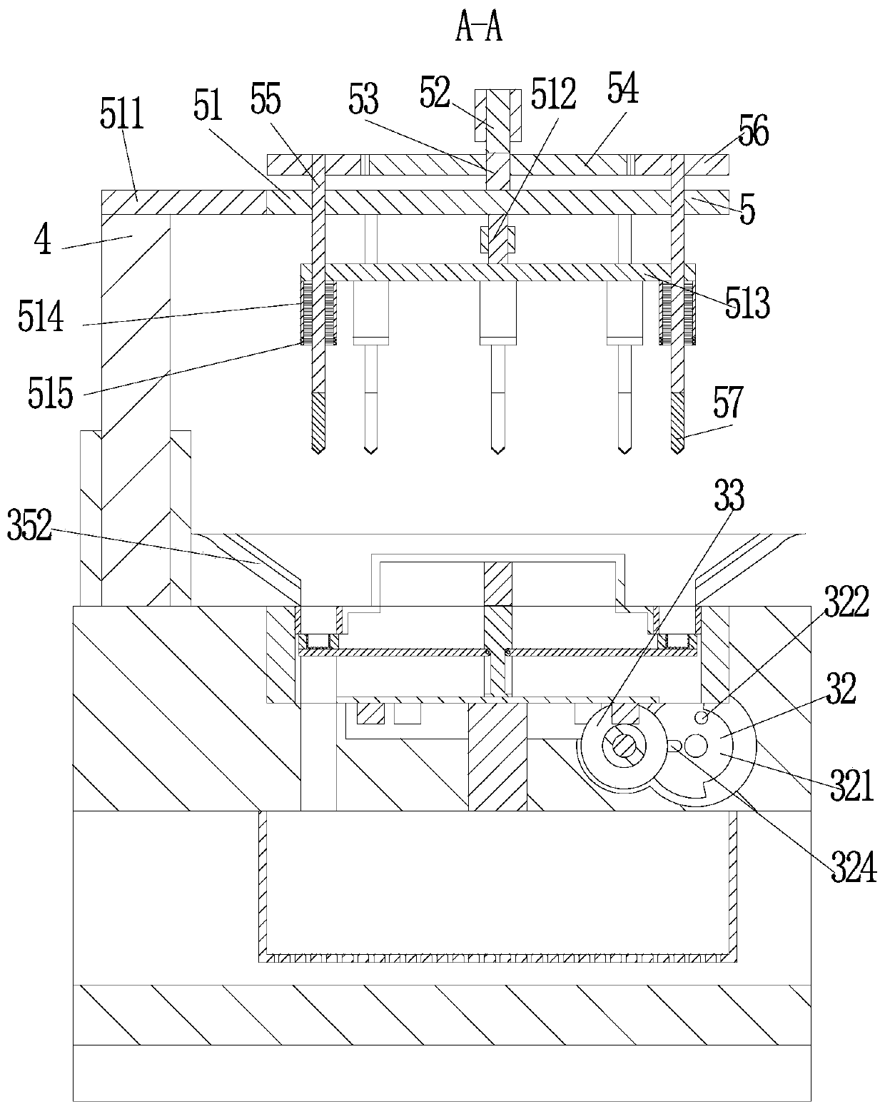 Automatic tapping machine for manufacturing and machining of metal pipe fitting movable joints