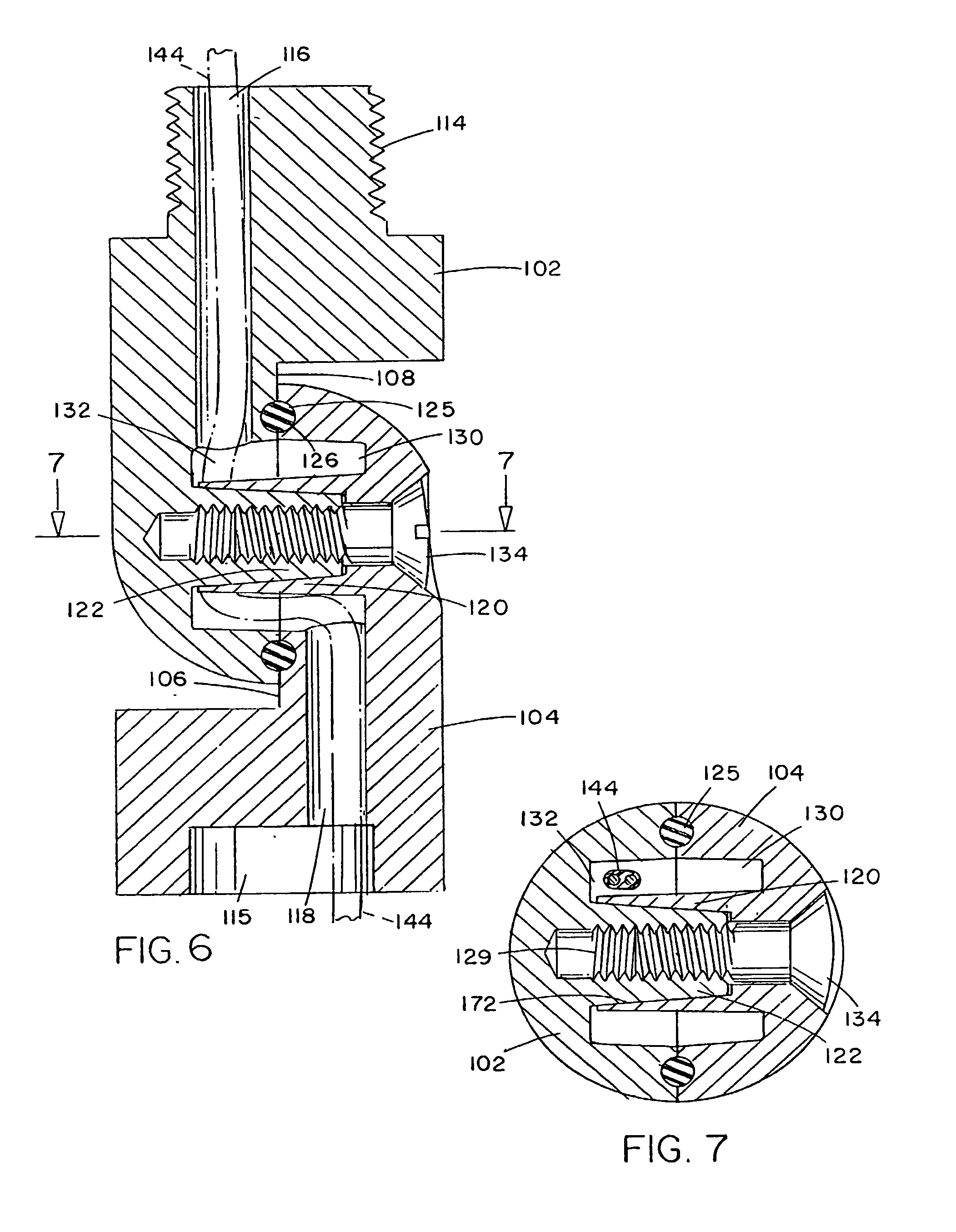 Contaminant-resistant pivot joint for outdoor lighting fixture