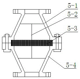 An explosion-proof engine and an explosion-proof fire truck using the explosion-proof engine