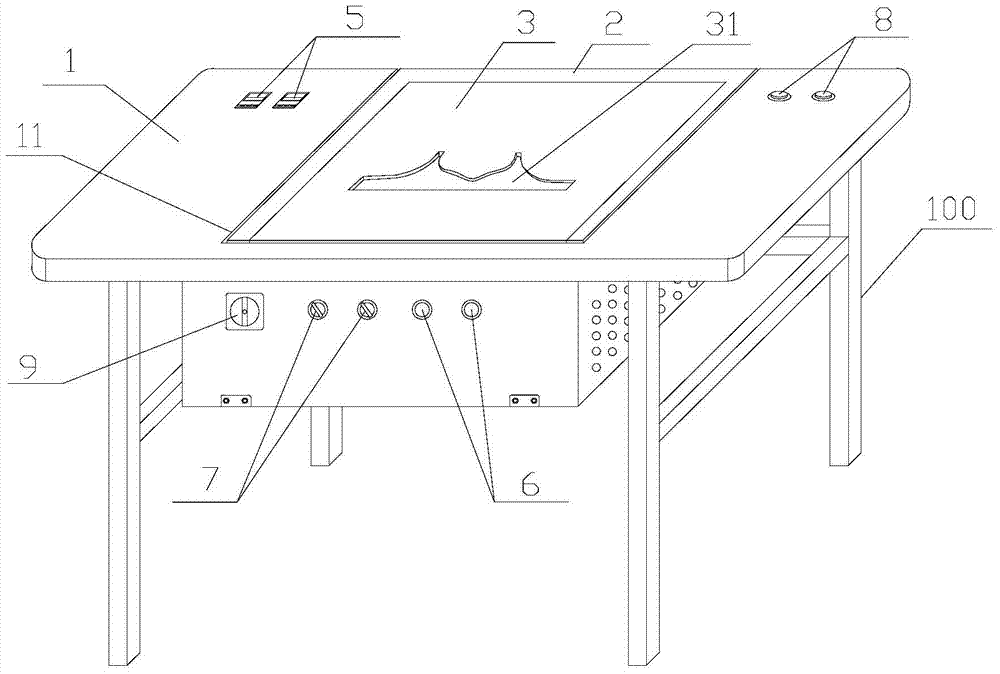 Heating station for seamless bonding of underwear