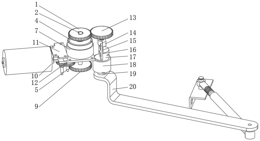 Automatic door opening and closing device with torque induction and automatic clutch