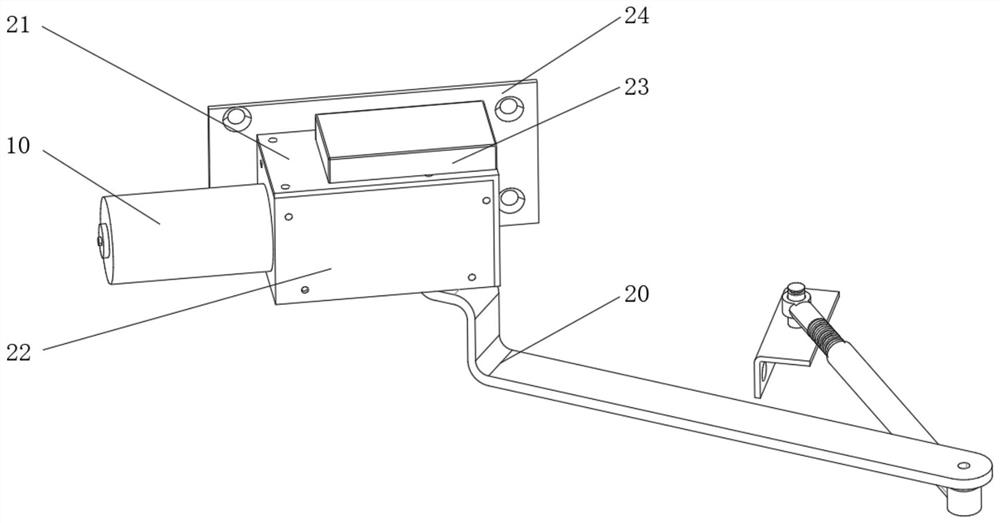 Automatic door opening and closing device with torque induction and automatic clutch