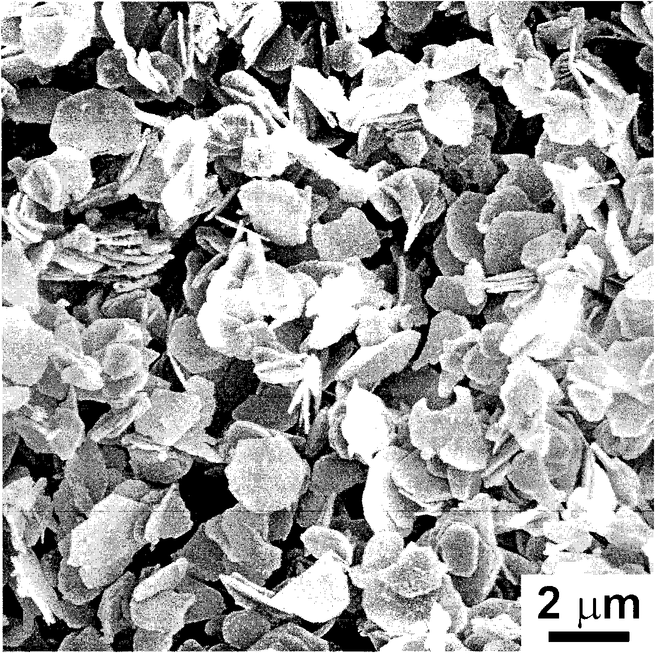 Method for preparing flake alpha-Al2O3 granular powder