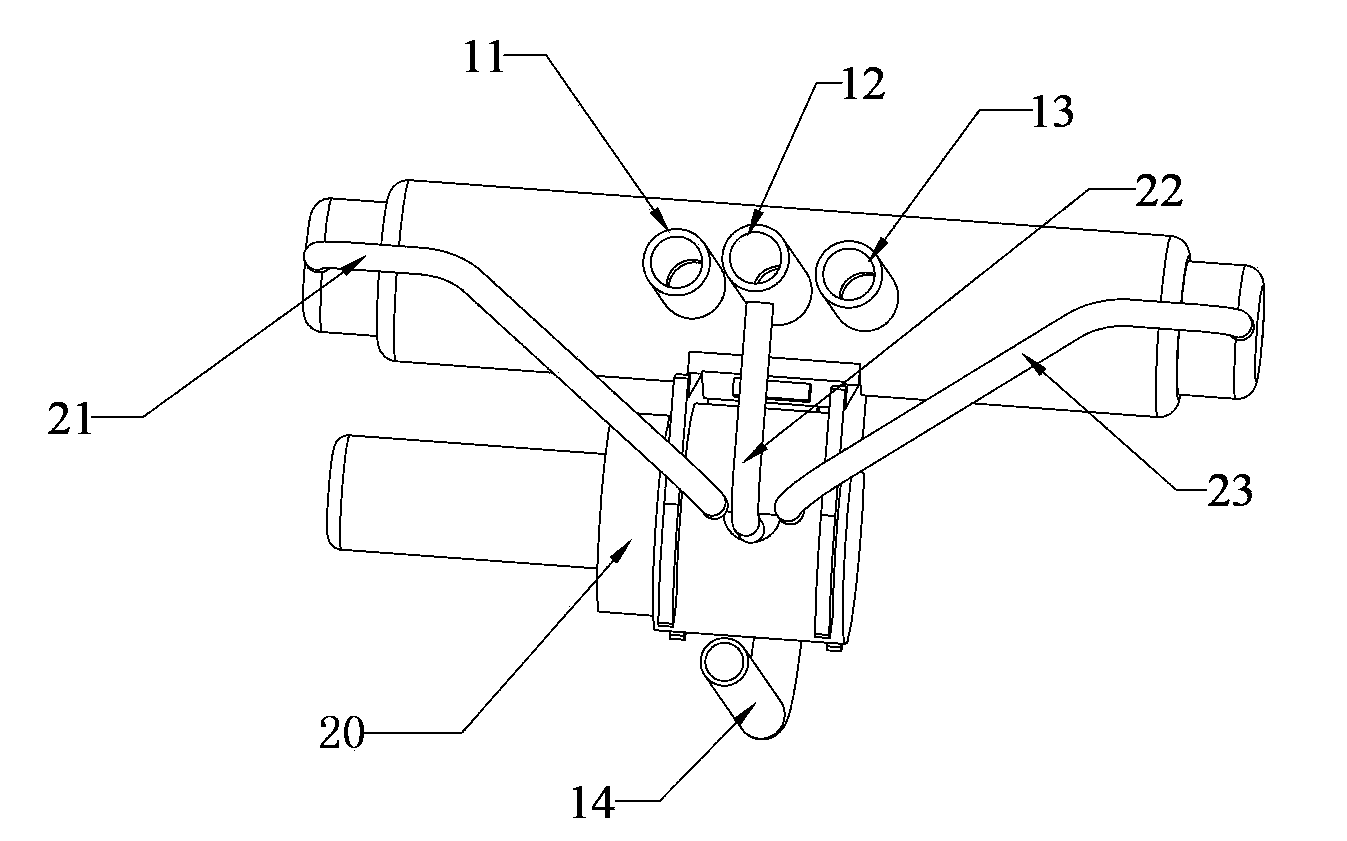 Four-way valve used for R32 refrigerant, and air conditioner