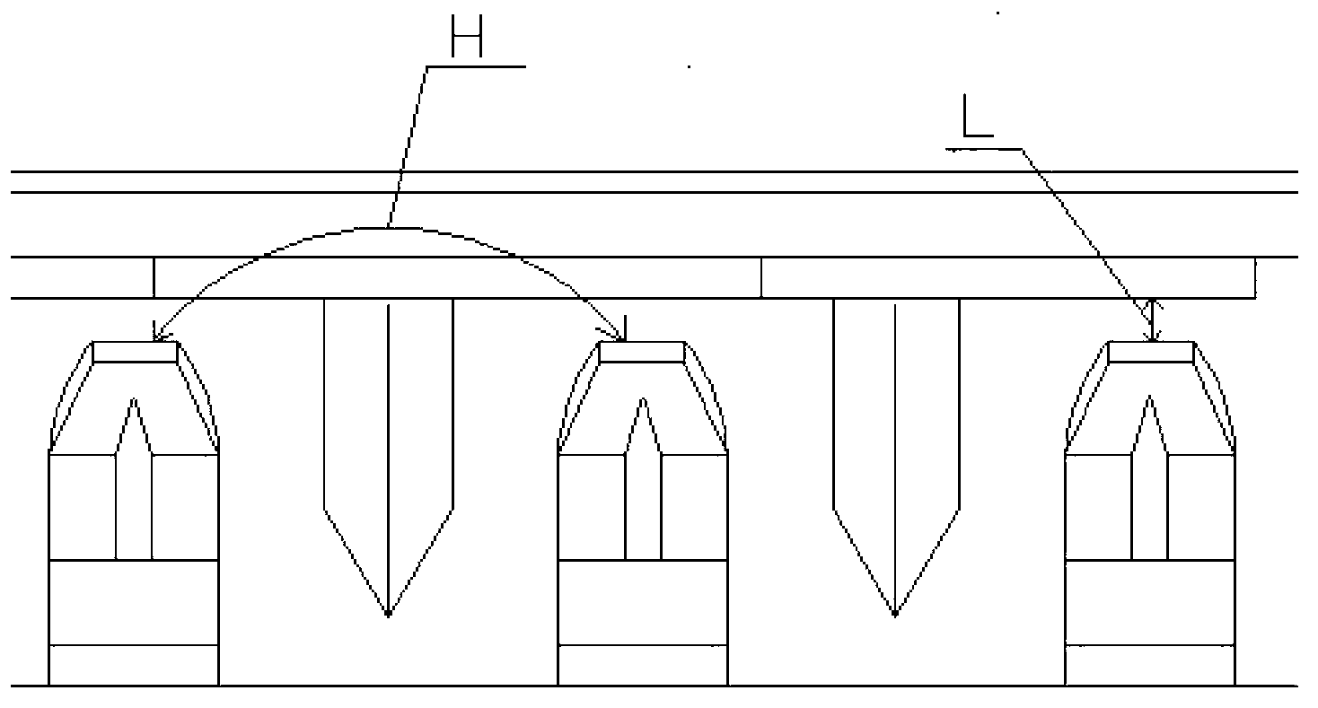 Water-cooling dry-type slag discharge device of pulverized coal boiler