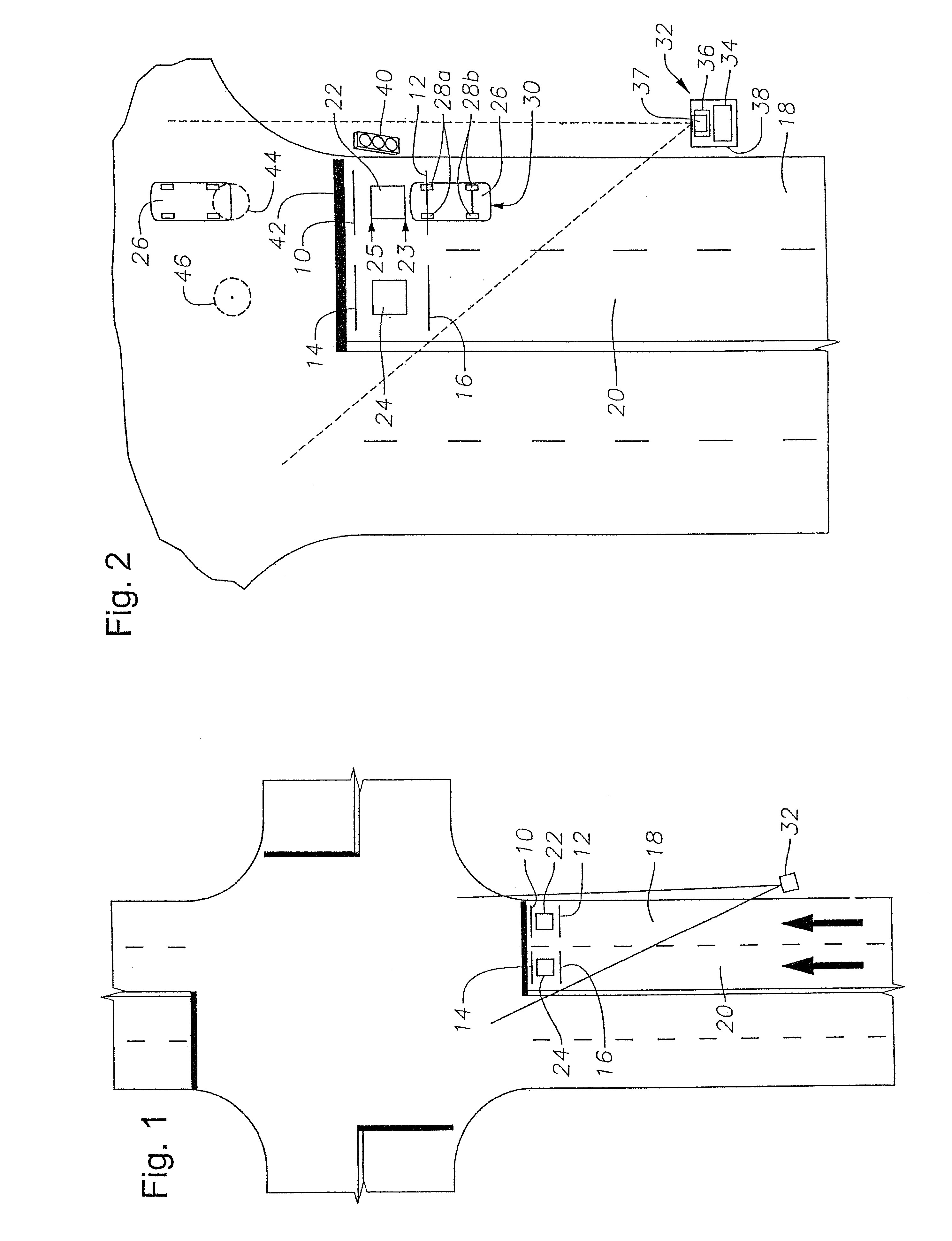 Method and apparatus for photographing traffic in an intersection