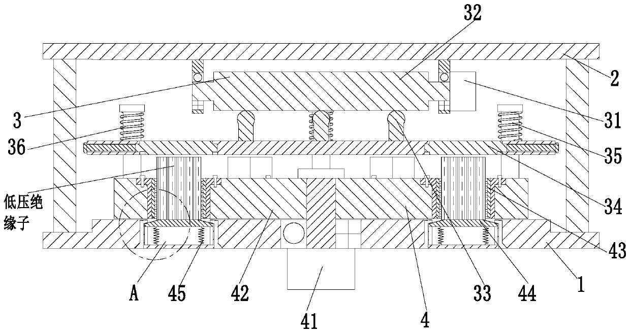 Forming manufacturing machining machine and machining method for low-voltage insulator