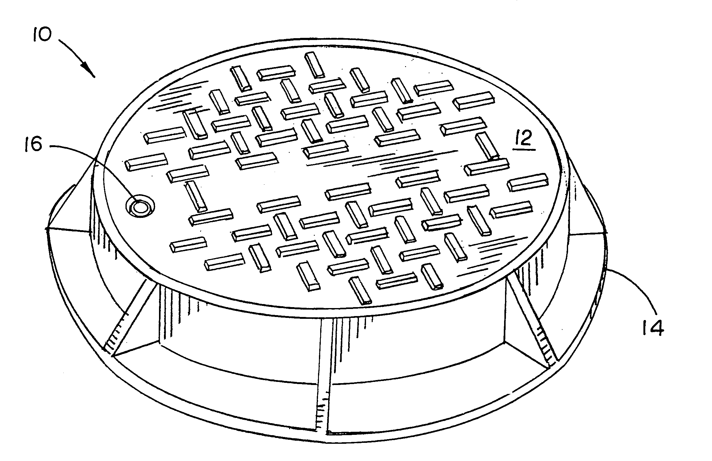 Lockable manhole cover