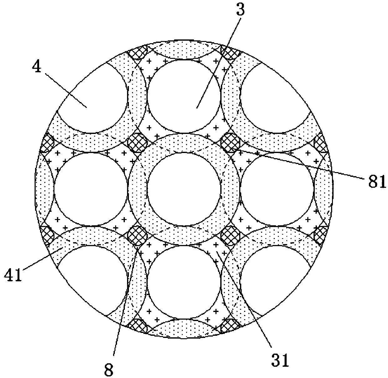 Garment comprising protective element and manufacturing method thereof