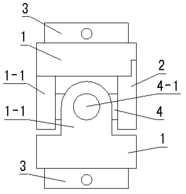 Reinforced crossed shaft universal coupling