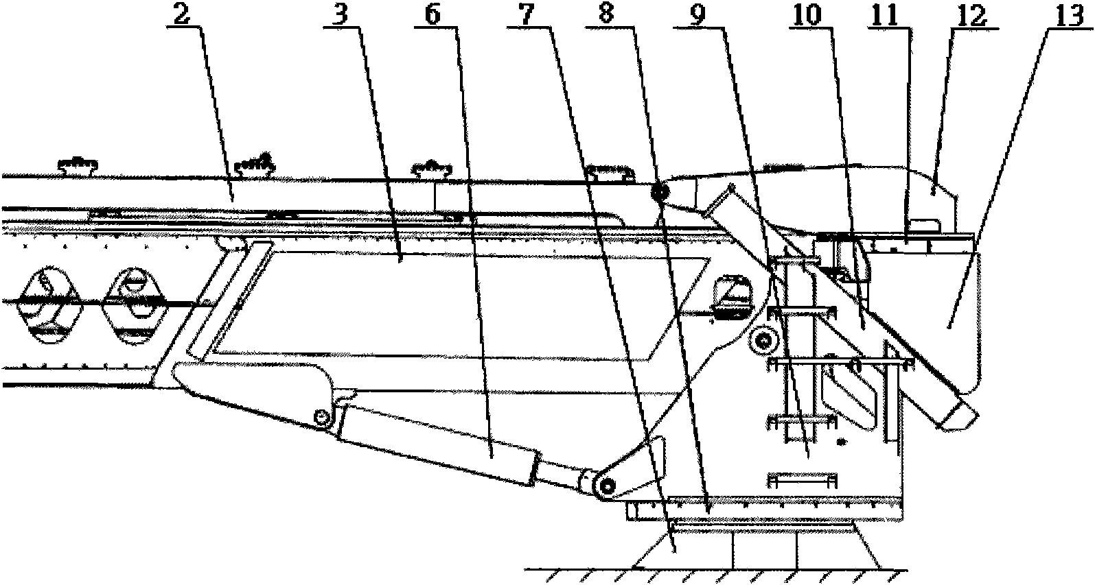 Lifting device of engineering machine and telescopic type belt delivery wagon with same