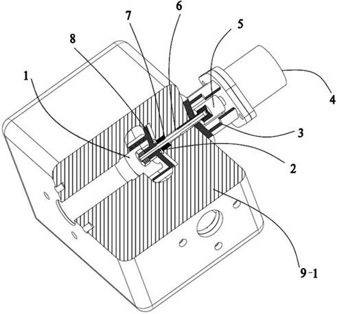 Nondestructive mixed transportation device for krill