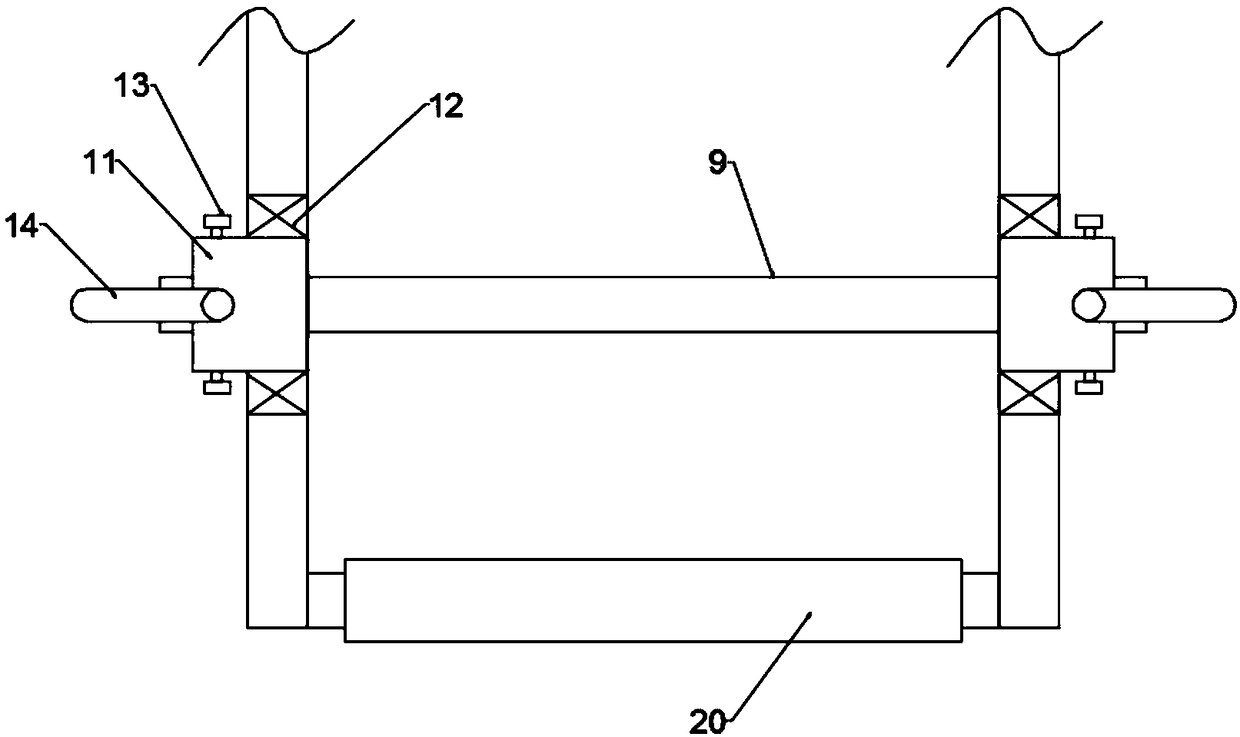 Simple agricultural water pipe laying and pulling device