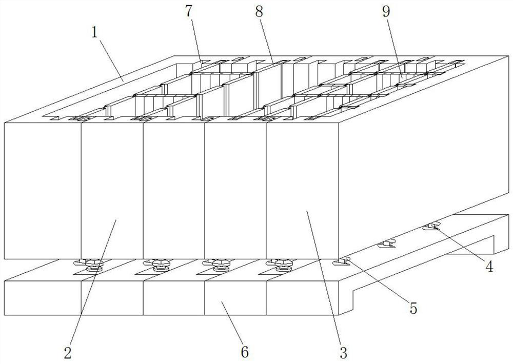 Multi-layer shock-absorbing logistics box capable of being spliced for logistics