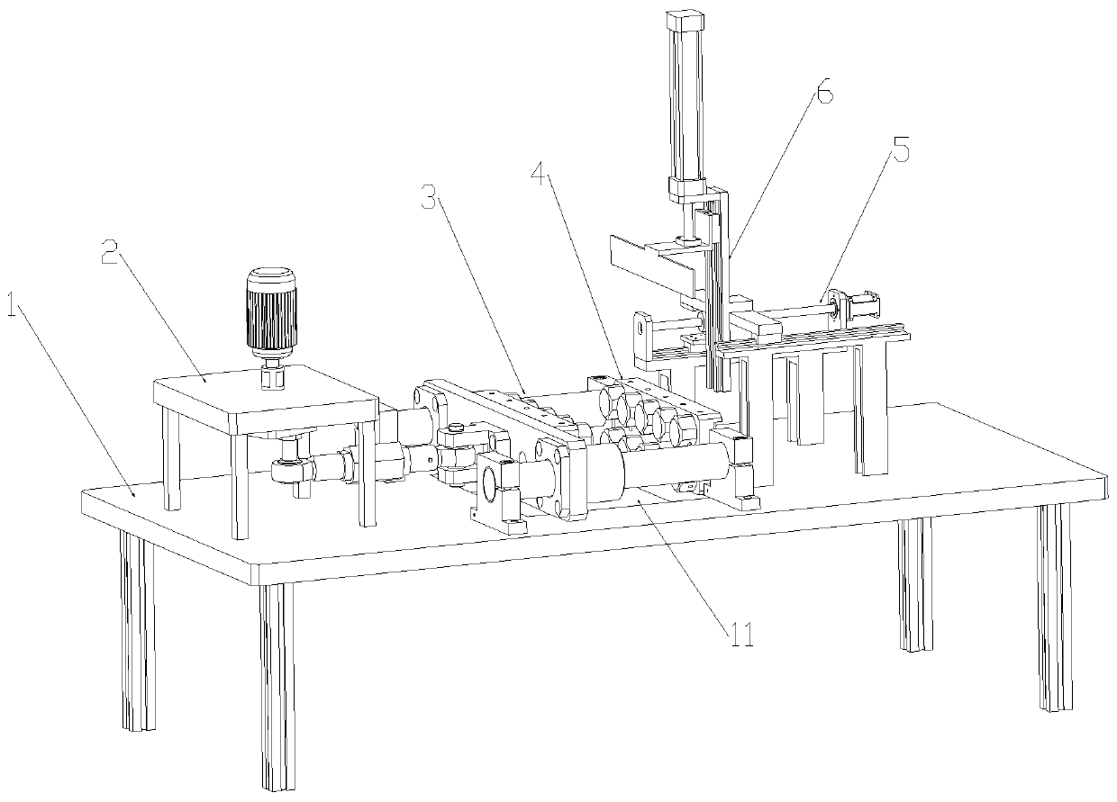 Self-adjusting spring making machine