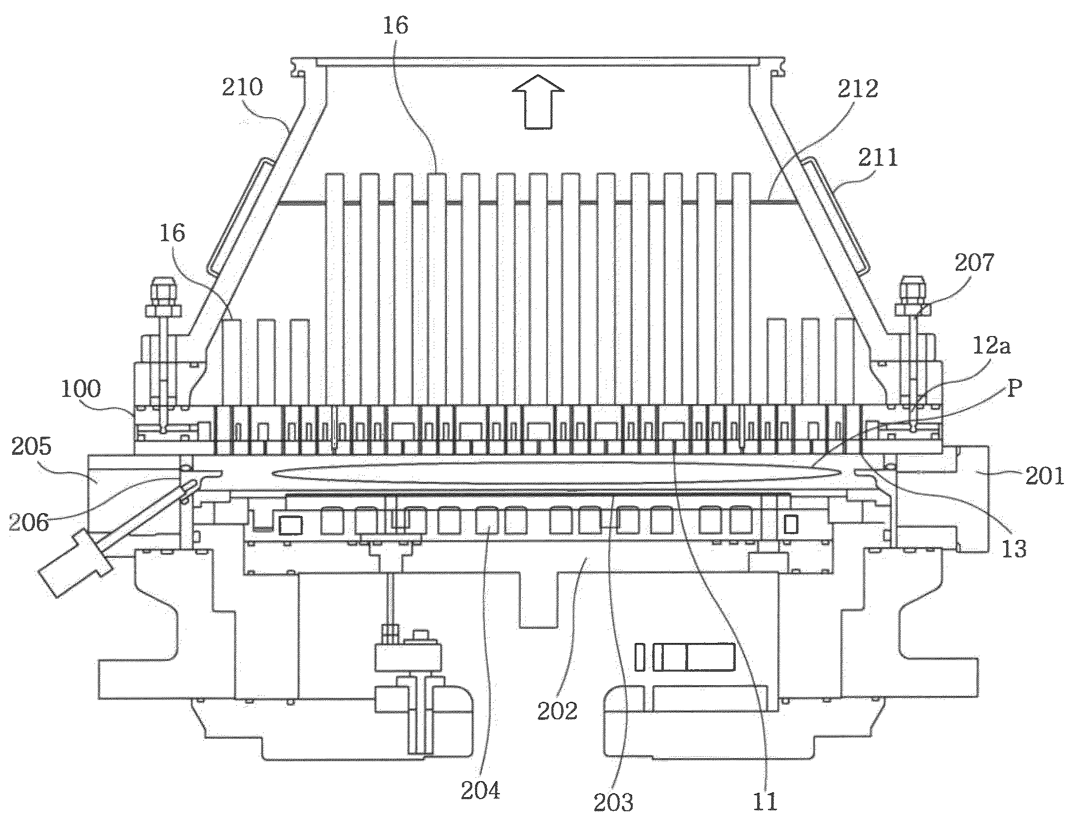 Shower head and plasma processing apparatus having same