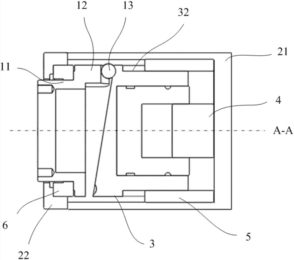 Torque assisting device and method and mammary radiography machine