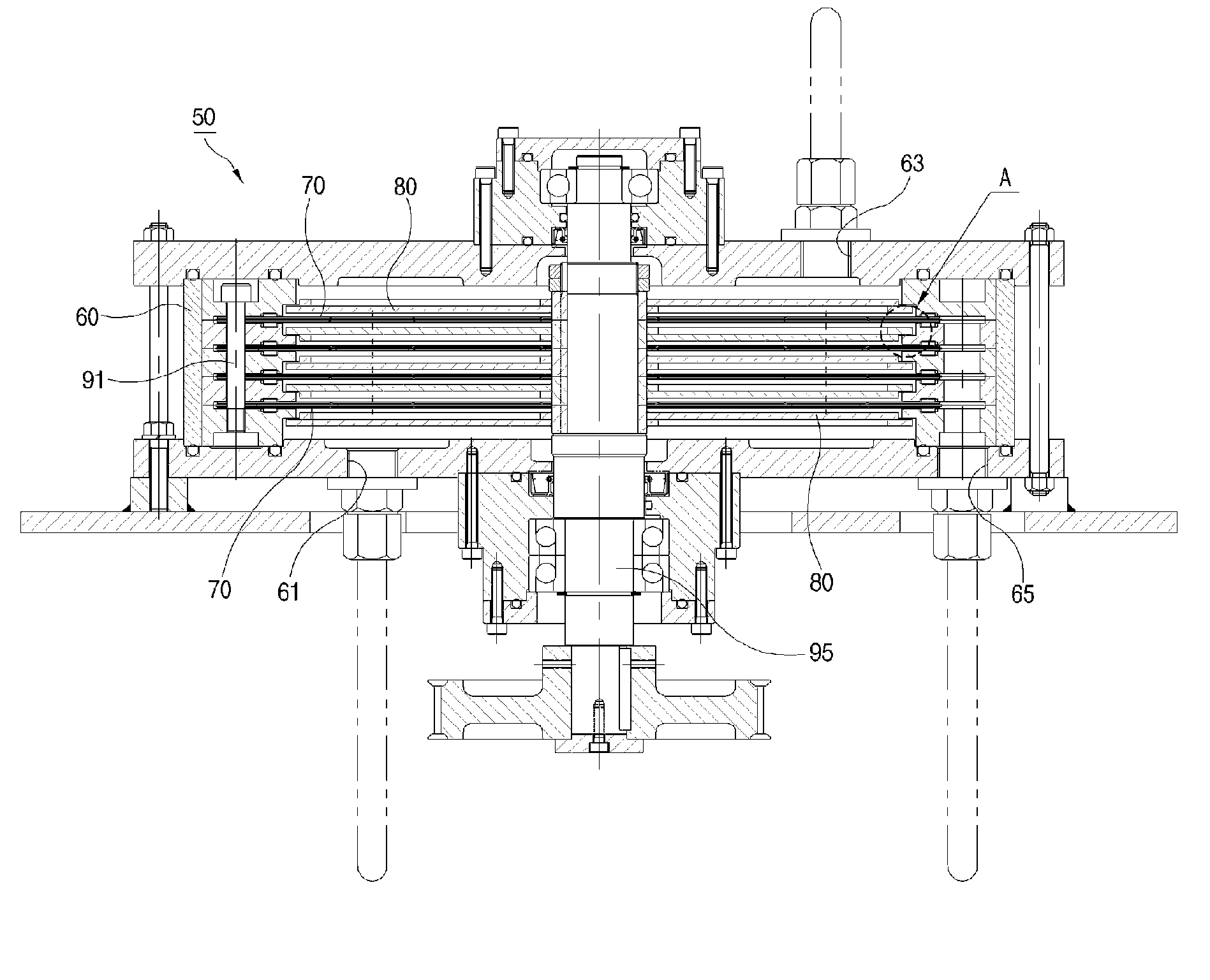 Rotor for generating vortex water flow, and filtering apparatus employing the same