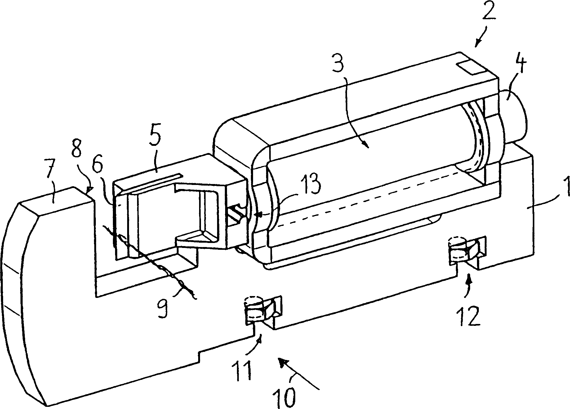 Method and device for cutting yarn on a textile machine