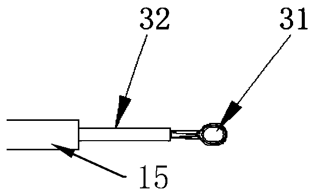 Rotatable scraper spoon used under endoscope