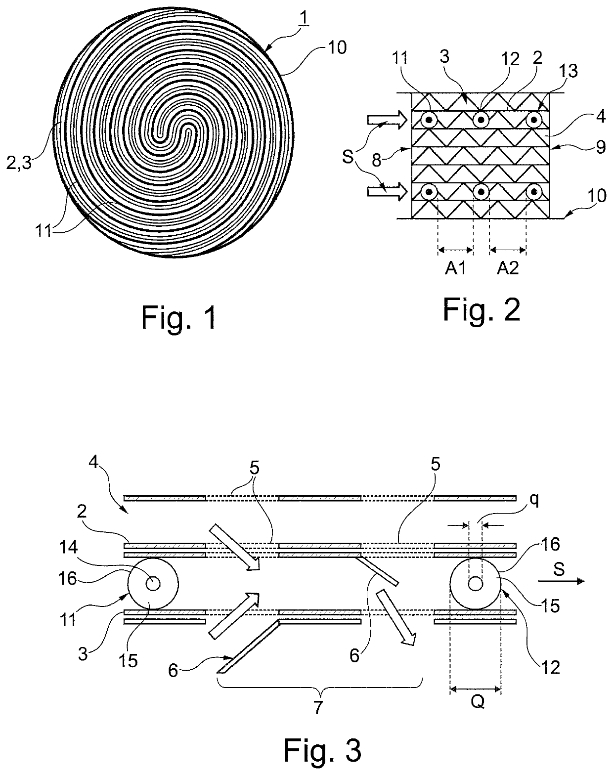 Electrically heatable honeycomb body for exhaust gas treatment having a plurality of heating elements