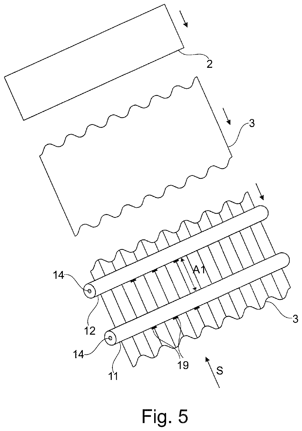 Electrically heatable honeycomb body for exhaust gas treatment having a plurality of heating elements