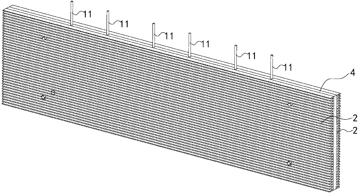 Electric vehicle power battery heat management device based on semiconductor refrigeration technology