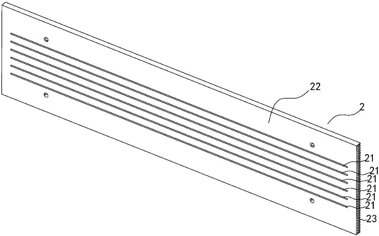 Electric vehicle power battery heat management device based on semiconductor refrigeration technology