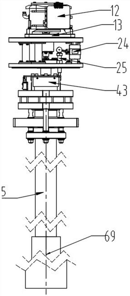 Vacuum consumable remelting furnace conductive material rod lifting device and control method thereof