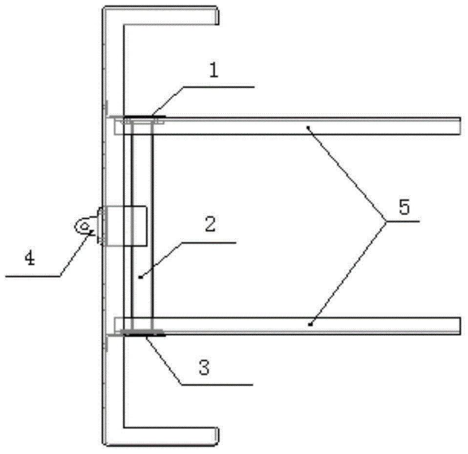 Front traction device for low-speed motor tractor