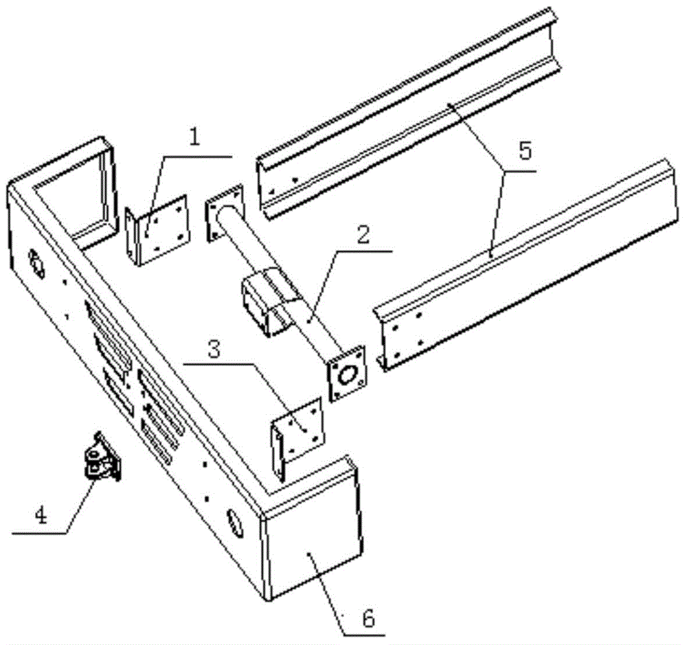 Front traction device for low-speed motor tractor