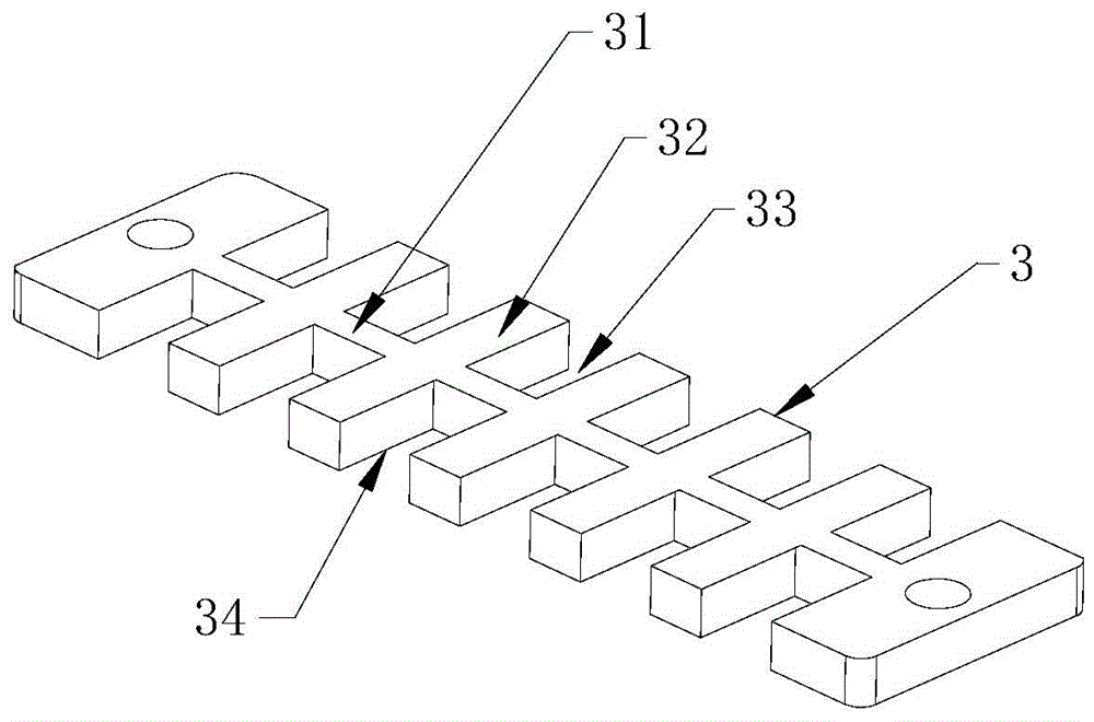 A wiring device for connecting a motor and a controller