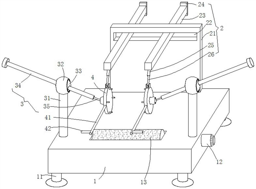 Grinding device and grinding method for automobile brake pad machining