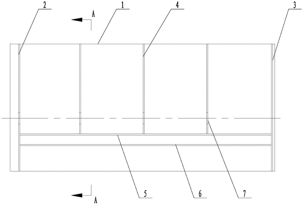 Large-scale guiding tank for electric heaters of fused salt storage tank