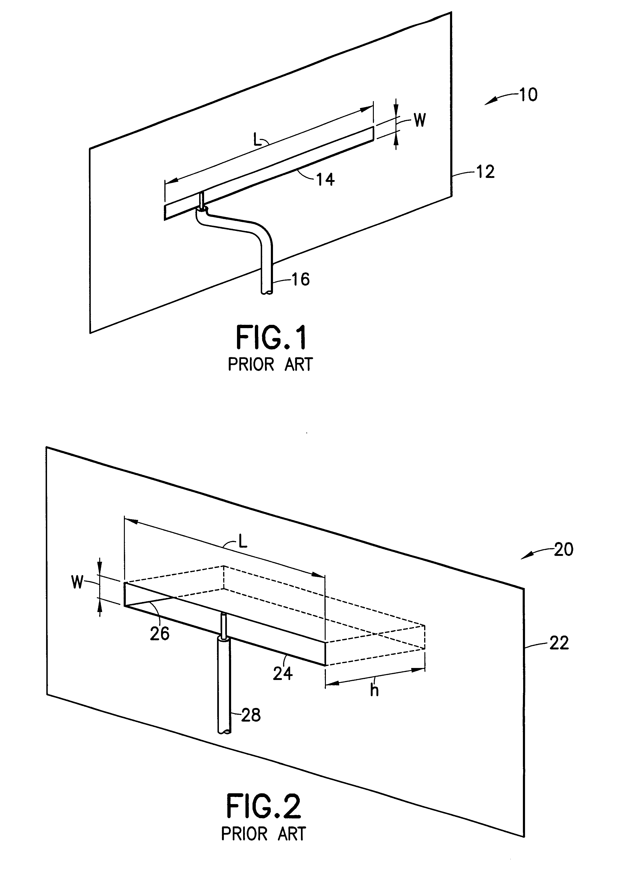 Boxed-in slot antenna with space-saving configuration