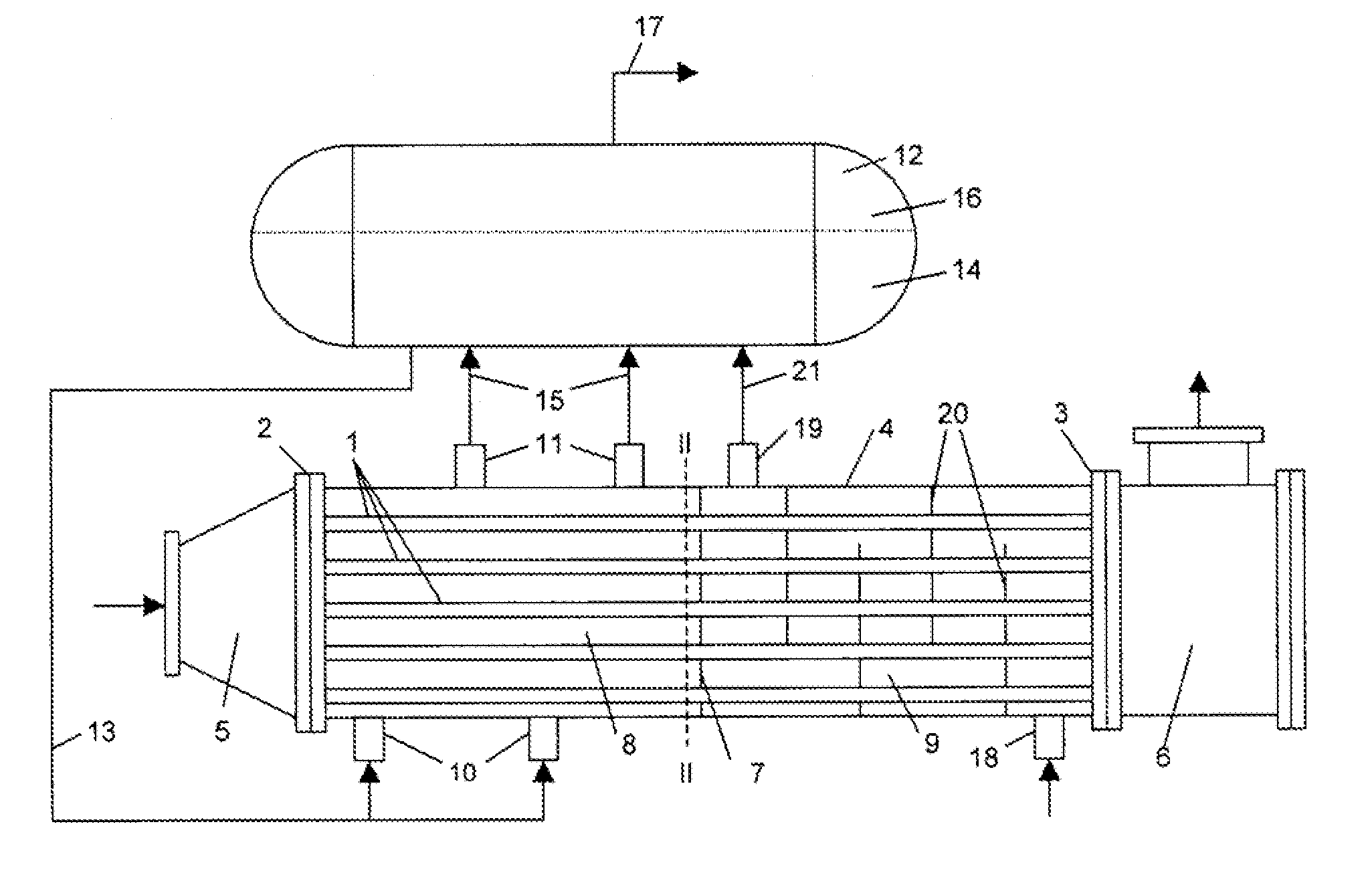 Heat exchanger for cooling reaction gas