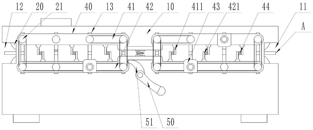 A greasy repairing device and a greasy repairing method for surface defects of plates