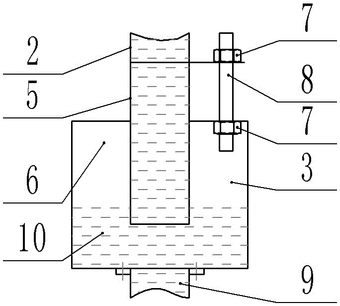 Automatic feeding device for foaming machine